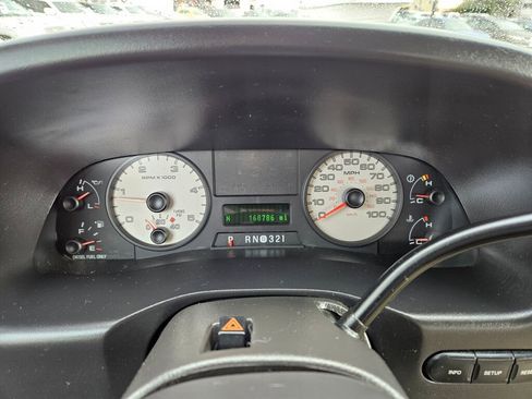 Used 2005 Ford F350 Lariat image 19