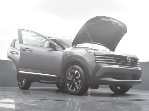 New 2026 Nissan Kicks SV w/ SV Premium Package image 33