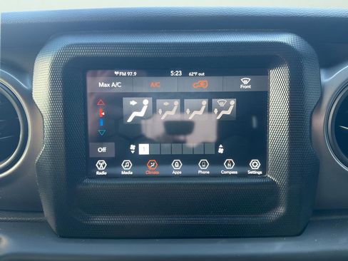 Used 2023 Jeep Wrangler Unlimited Sport AWD/4WD image 21
