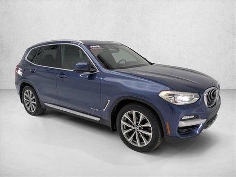Used 2018 BMW X3 xDrive30i image 3
