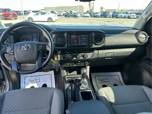 Used 2022 Toyota Tacoma SR image 21