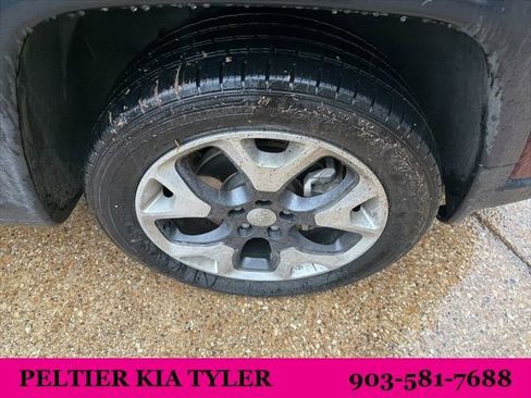 Used 2021 Jeep Compass Limited w/ Sun and Sound Group image 15