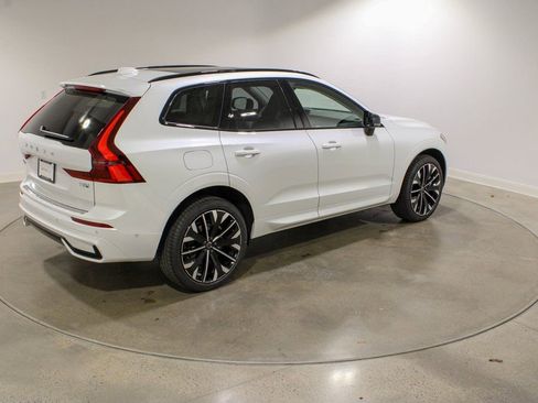 New 2026 Volvo XC60 T8 Ultra w/ Protection Package Premier AWD/4WD image 5