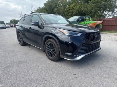 Used 2023 Toyota Highlander L