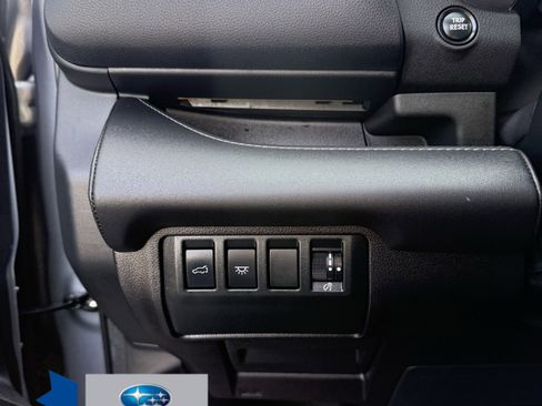 Used 2025 Subaru Ascent Touring w/ Popular Package #2 AWD/4WD image 29