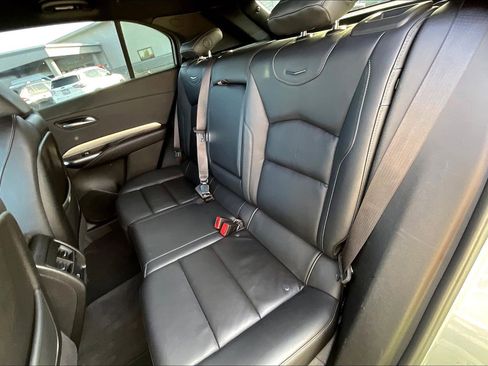 Used 2023 Cadillac XT4 Premium Luxury image 25