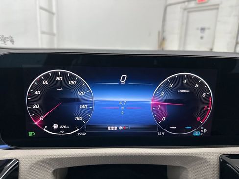 New 2026 Mercedes-Benz CLA 250 image 12