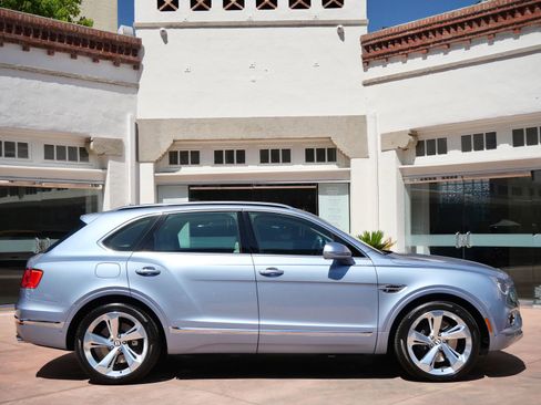 Used 2019 Bentley Bentayga AWD/4WD image 5