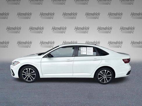 Used 2025 Volkswagen Jetta Sport FWD image 6