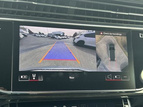 Used 2025 Audi Q7 3.0T Premium Plus image 38