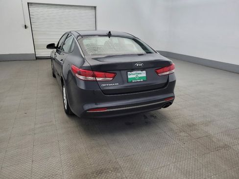 Used 2017 Kia Optima LX FWD image 6