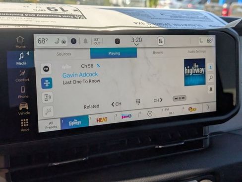 New 2026 Jeep Gladiator Sport AWD/4WD image 16