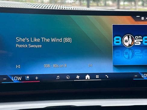 Used 2024 BMW i5 eDrive40i w/ Premium Package image 24