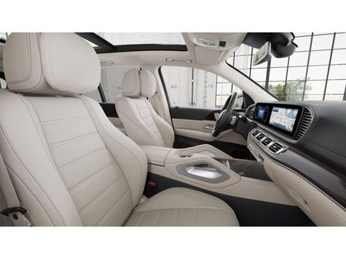 New 2026 Mercedes-Benz GLE 580 4MATIC image 4