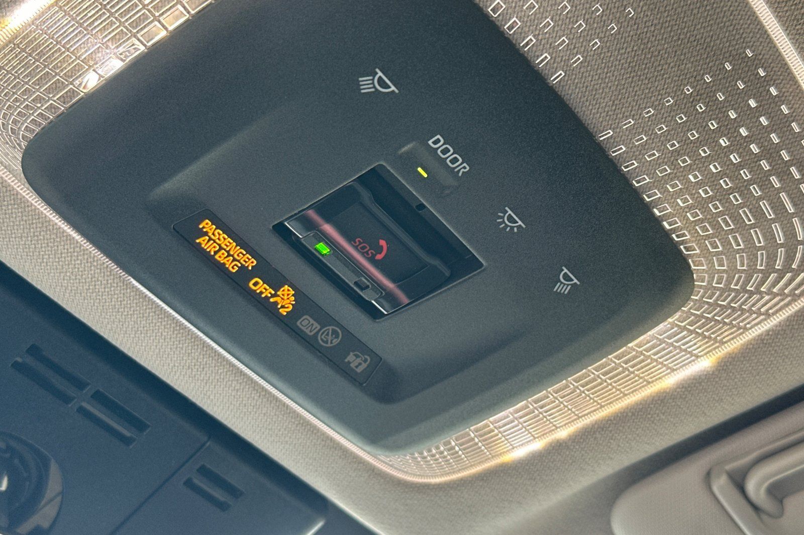 Certified 2026 Toyota Prius Plug-In Hybrid FWD image 25