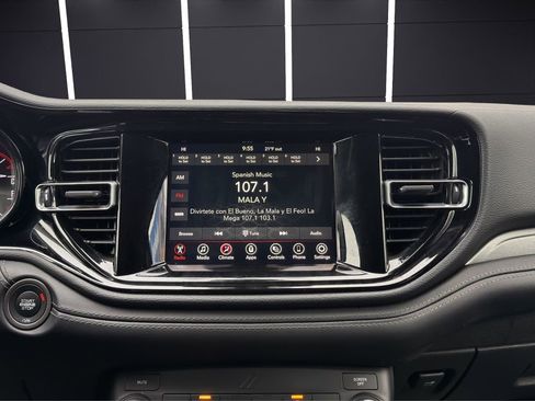 Used 2021 Dodge Durango SXT image 18