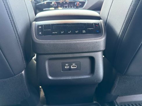 Used 2023 Nissan Pathfinder Rock Creek AWD/4WD image 18