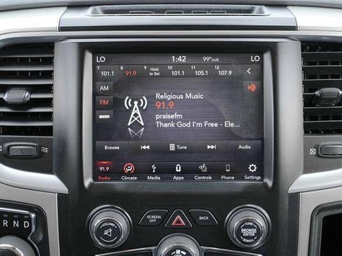 Used 2018 RAM 1500 Big Horn AWD/4WD image 30