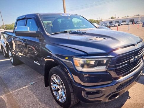 Used 2019 RAM 1500 Laramie AWD/4WD image 4