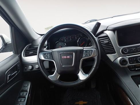 Used 2016 GMC Yukon SLE w/ Convenience Package AWD/4WD image 9