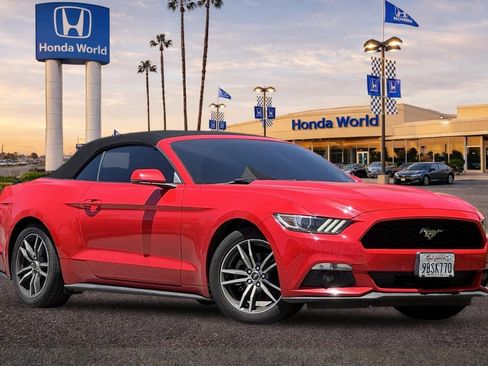 Used 2015 Ford Mustang Premium RWD image 2