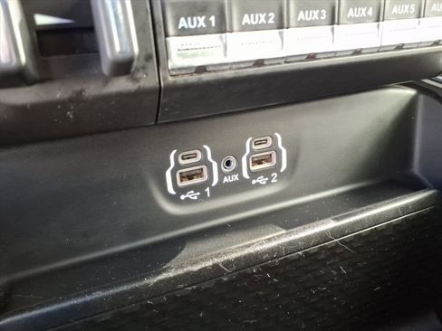 Used 2020 RAM 3500 Laramie image 15