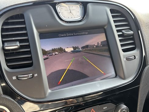 Used 2016 Chrysler 300 S AWD/4WD image 34