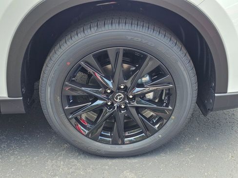 New 2025 MAZDA CX-5 Carbon Edition image 32