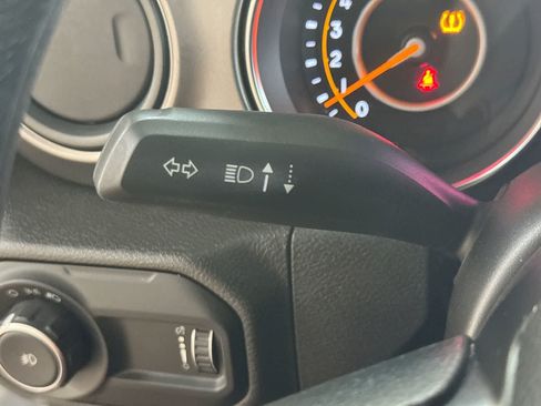 Used 2023 Jeep Wrangler Unlimited Sport AWD/4WD image 32