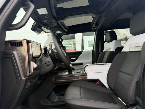 Used 2024 GMC Hummer EV 2X image 11