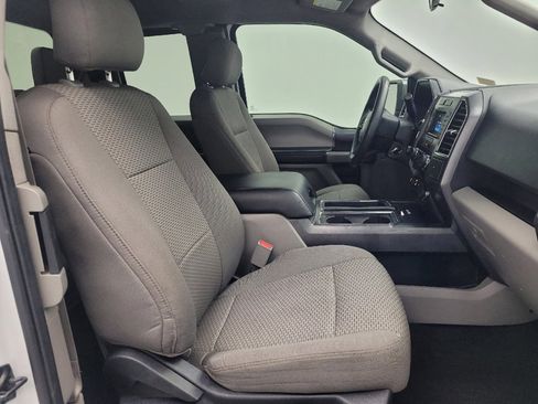 Used 2016 Ford F150 XLT image 21