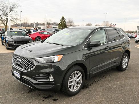 Certified 2024 Ford Edge SEL w/ Convenience Package image 9