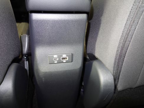 Certified 2025 Nissan Kicks SV w/ Charging Package image 48