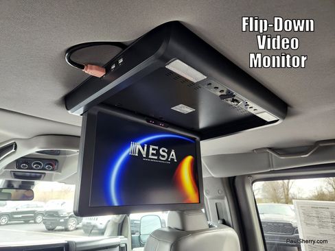 Used 2024 Chevrolet Express 2500 w/ Driver Convenience Package image 8