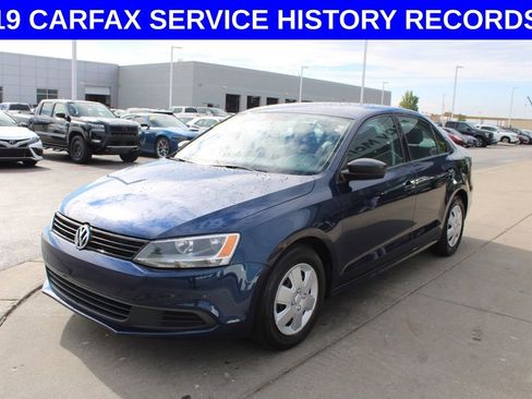 Used 2014 Volkswagen Jetta S image 3