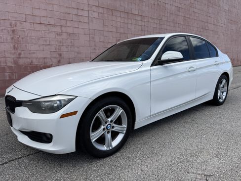 Used 2015 BMW 320i Sedan image 1