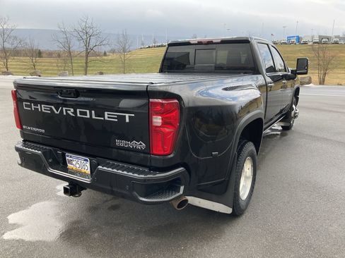 Used 2022 Chevrolet Silverado 3500 High Country w/ Snow Plow Prep/Camper Package image 7