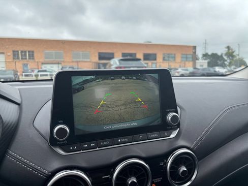 Used 2025 Nissan Sentra SV FWD image 21
