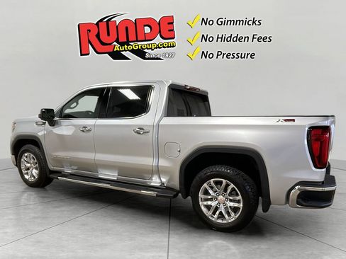 Used 2021 GMC Sierra 1500 SLT image 3