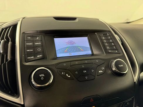 Used 2015 Ford Edge SEL FWD image 18