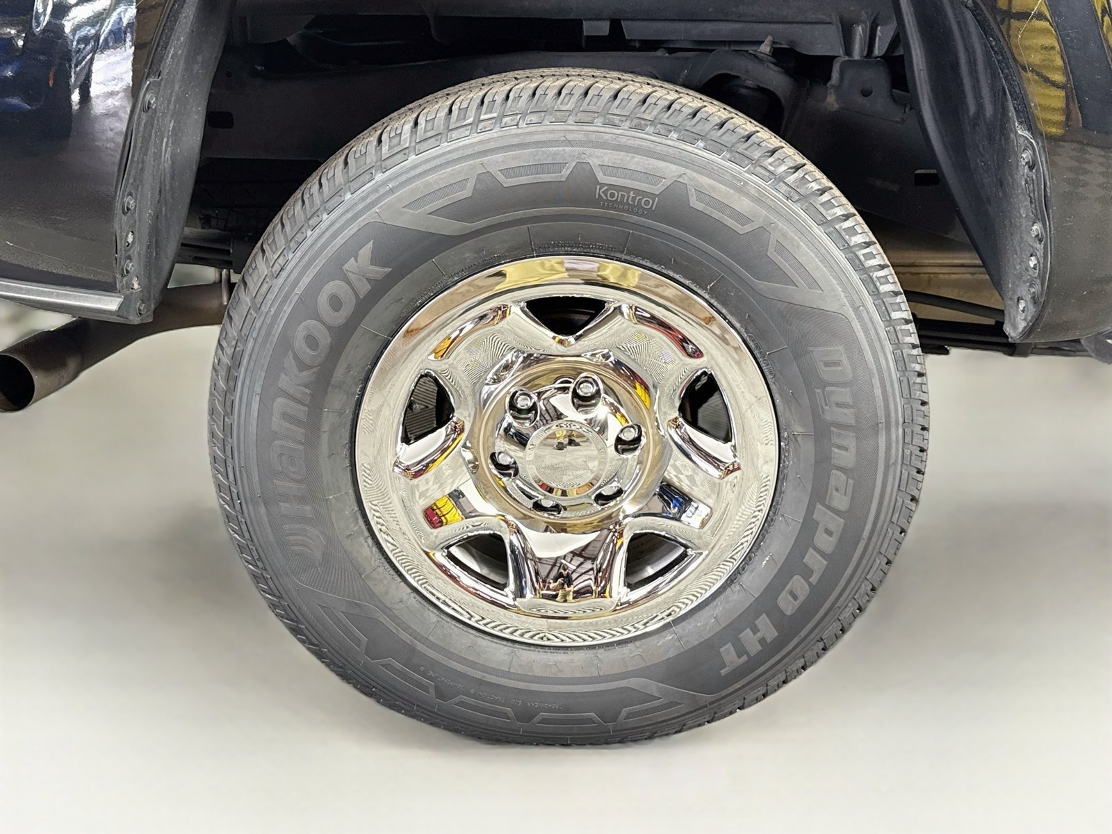 Certified 2023 Toyota Tacoma SR AWD/4WD image 27