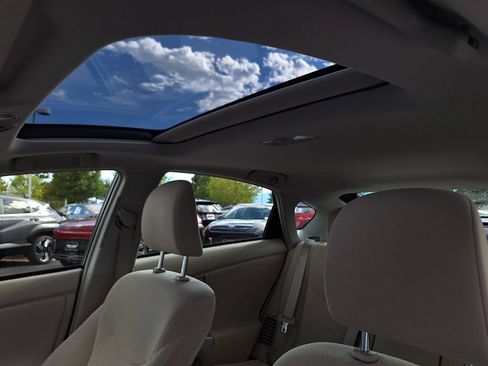 Used 2015 Toyota Prius Three w/ Solar Roof Package FWD image 25
