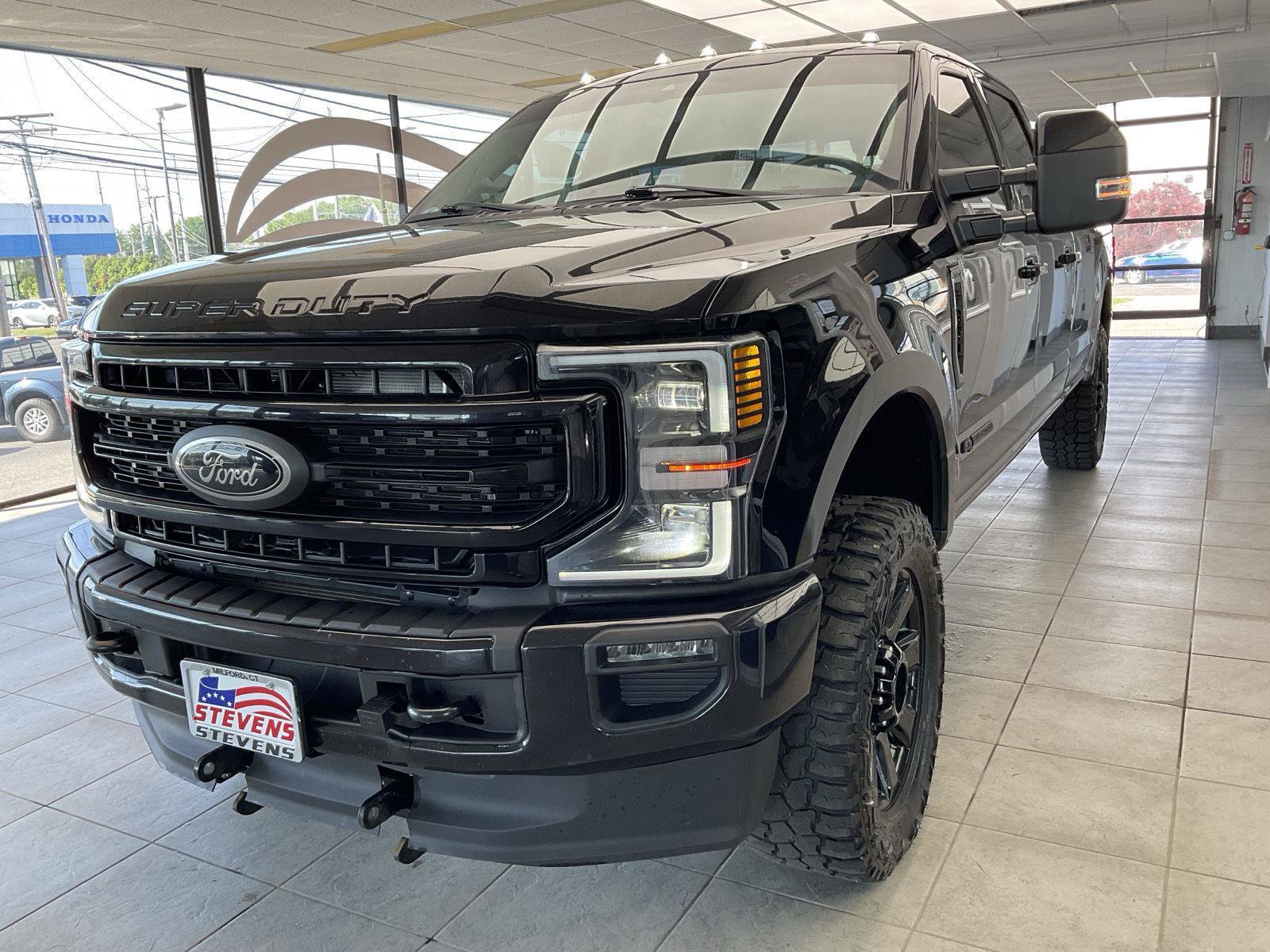 Used 2021 Ford F350 Lariat AWD/4WD image 3