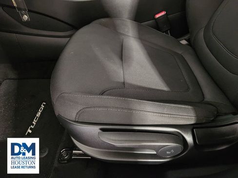 Used 2023 Hyundai Tucson SE FWD image 30