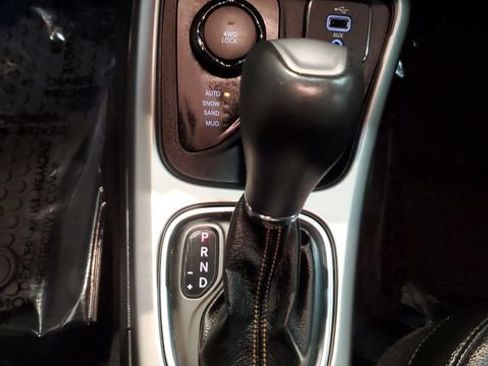 Used 2018 Jeep Compass Latitude w/ Popular Equipment Group image 25