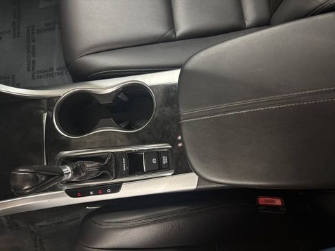 Used 2020 Acura TLX FWD image 23