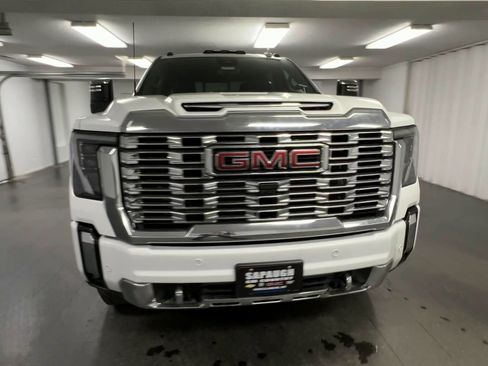 New 2025 GMC Sierra 2500 Denali w/ Denali Reserve Package AWD/4WD image 39