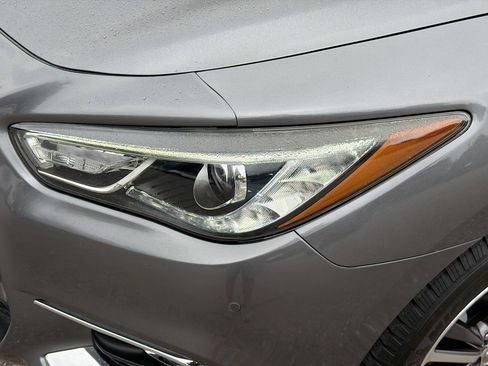 Used 2019 INFINITI QX60 Luxe w/ Essential Package image 9