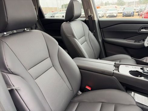 New 2026 Nissan Rogue SV image 22