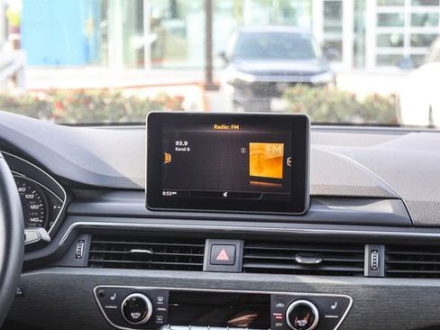 Used 2019 Audi A4 2.0T Premium image 19